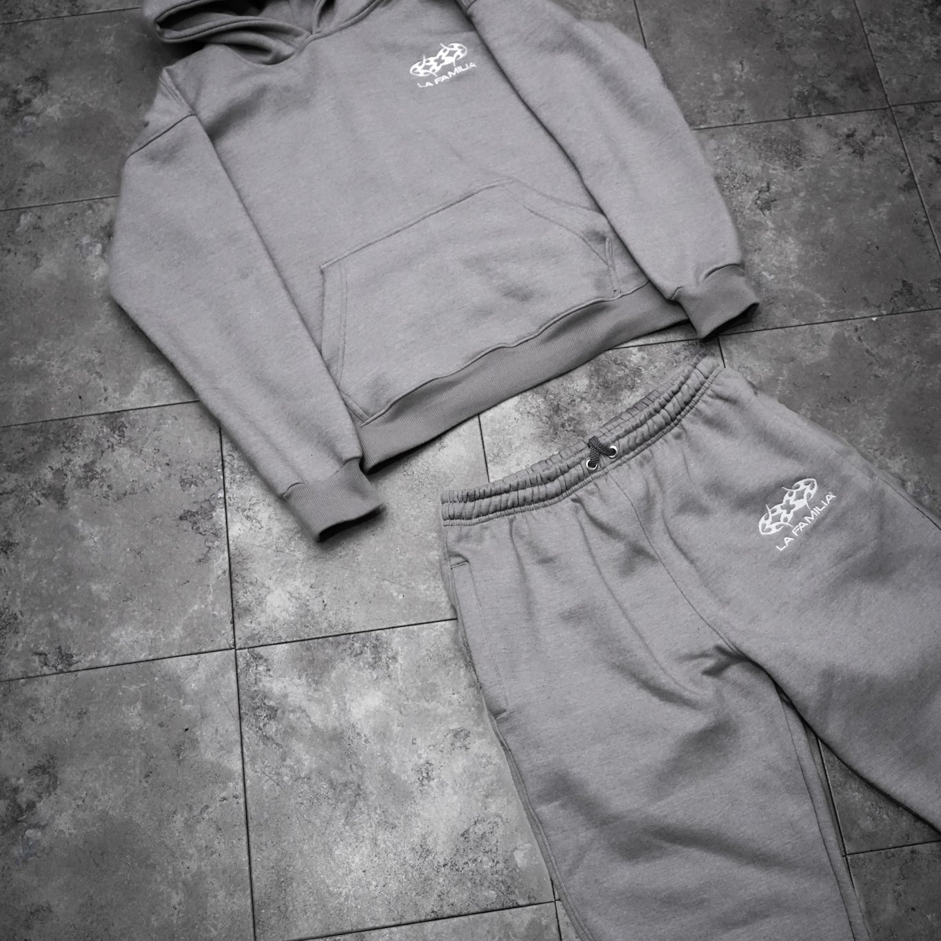 LAFAMILIA GRAY FLARES