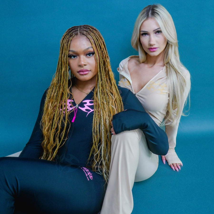 LAFAMILIA ICON Women Pants - Black